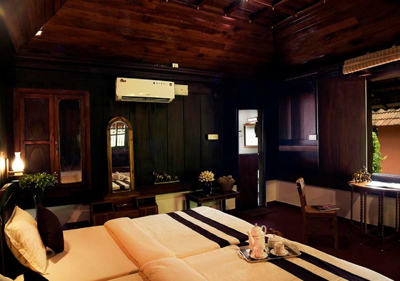 Stayvista At La Riva Heritage Villa With Bicycle Alappuzha Dış mekan fotoğraf