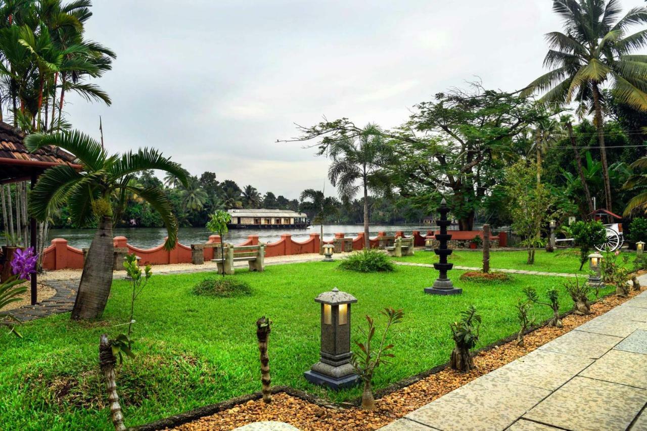 Stayvista At La Riva Heritage Villa With Bicycle Alappuzha Dış mekan fotoğraf